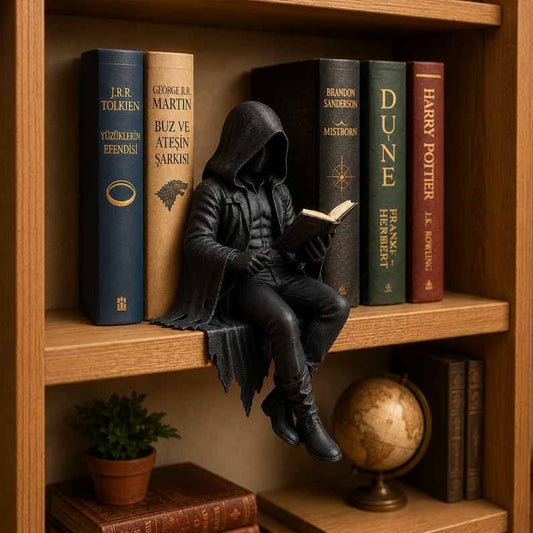 Gothic Hooded Book Guardian Figurine – Dark Fantasy Bookshelf Decor