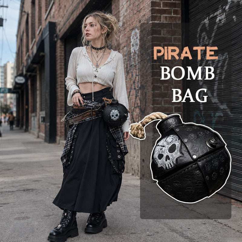 💣🏴‍☠️Pirate Skull Statement Bag – Gothic Novelty Crossbody Purse