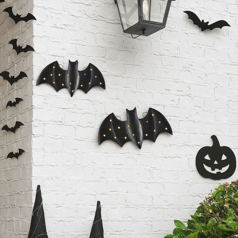 Halloween LED Bat Wall Decor – Glowing Spooky Bat Accent for Porch, Mantel & Party Backdrop