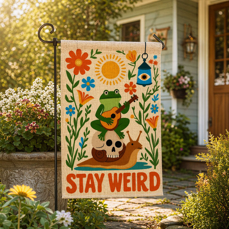 Stay Weird Garden Flag – Funny Frog & Snail Outdoor Yard Decor
