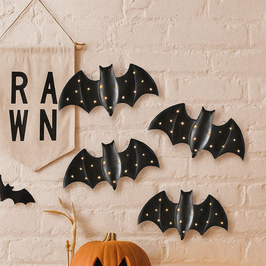 Halloween LED Bat Wall Decor – Glowing Spooky Bat Accent for Porch, Mantel & Party Backdrop
