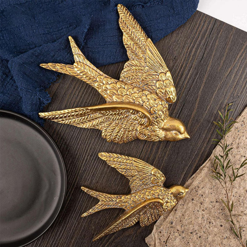 Vintage-Inspired Swallow Décor – Where Stories Take Flight🍃